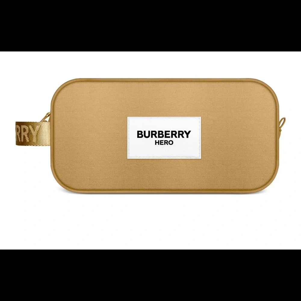 Burberry Hero toiletry pouch/cosmetic bag❤️‍🔥